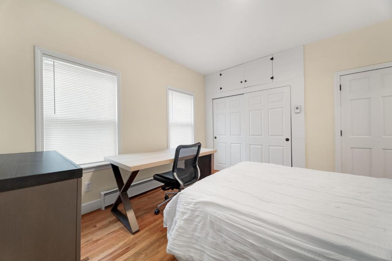 Newly Renovated 2Br1Ba Apt At The Boston City Exterior photo